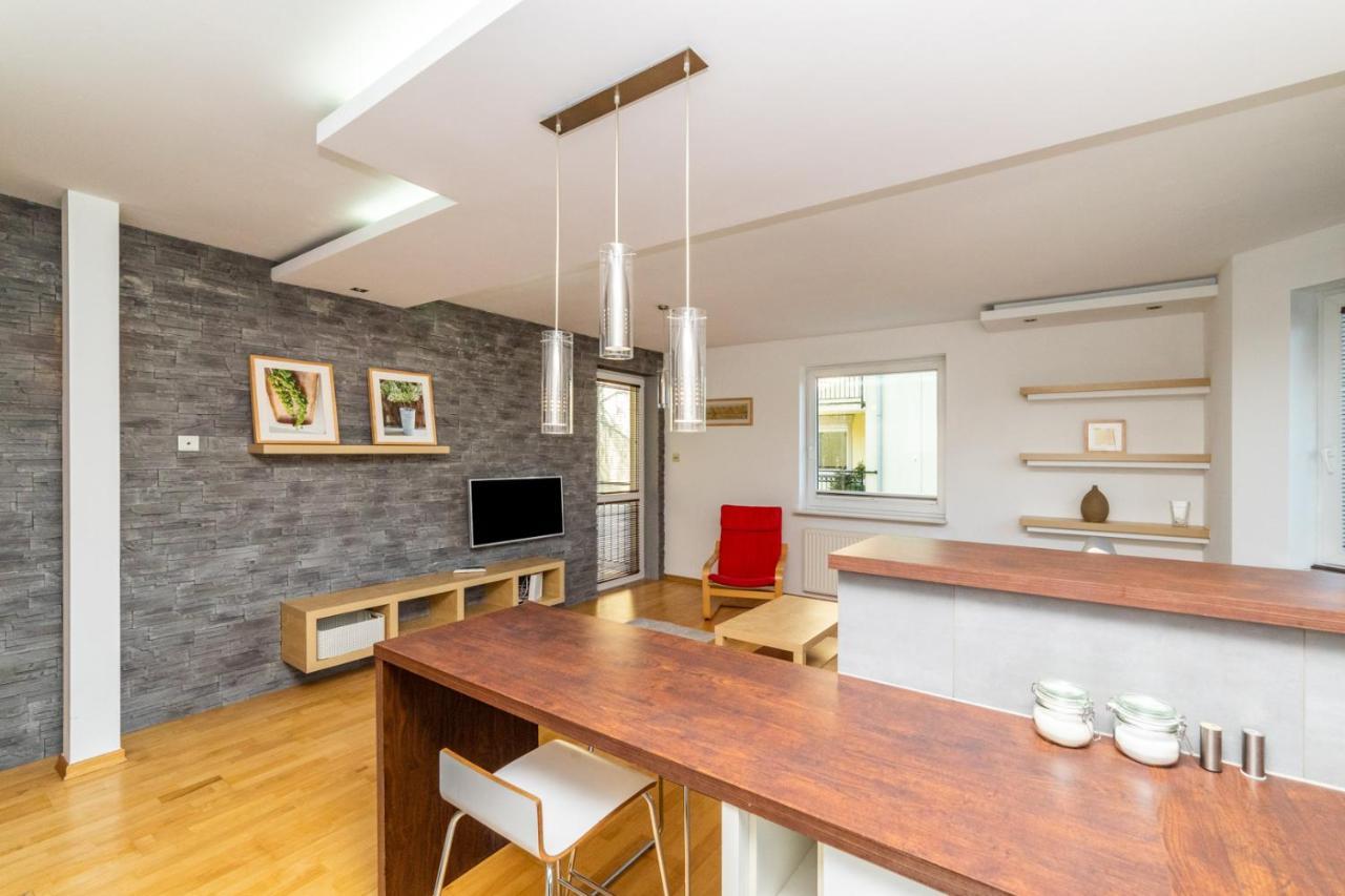 Grey By Oneapartments Danzica Esterno foto