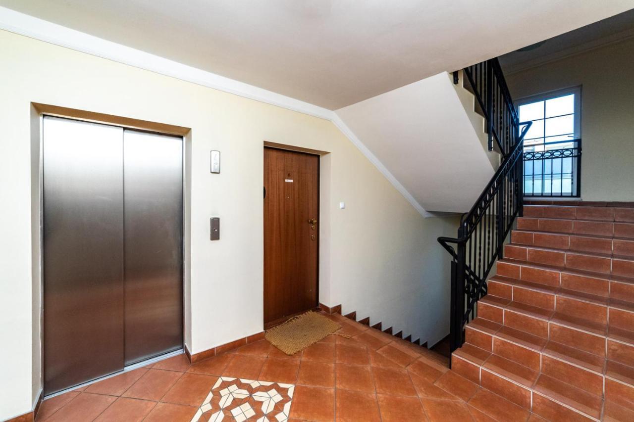 Grey By Oneapartments Danzica Esterno foto
