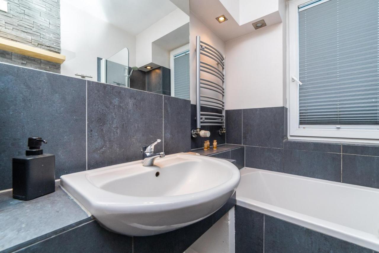 Grey By Oneapartments Danzica Esterno foto